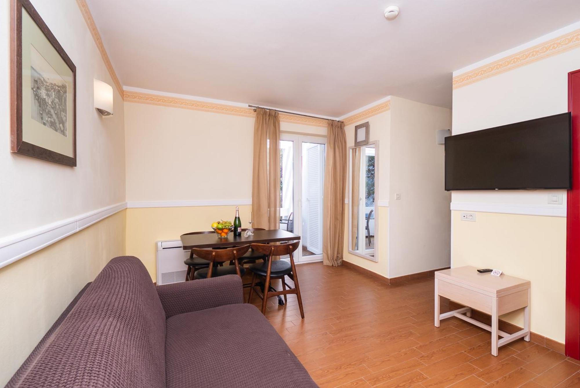 Amadria Park Apartments Šibenik Екстериор снимка