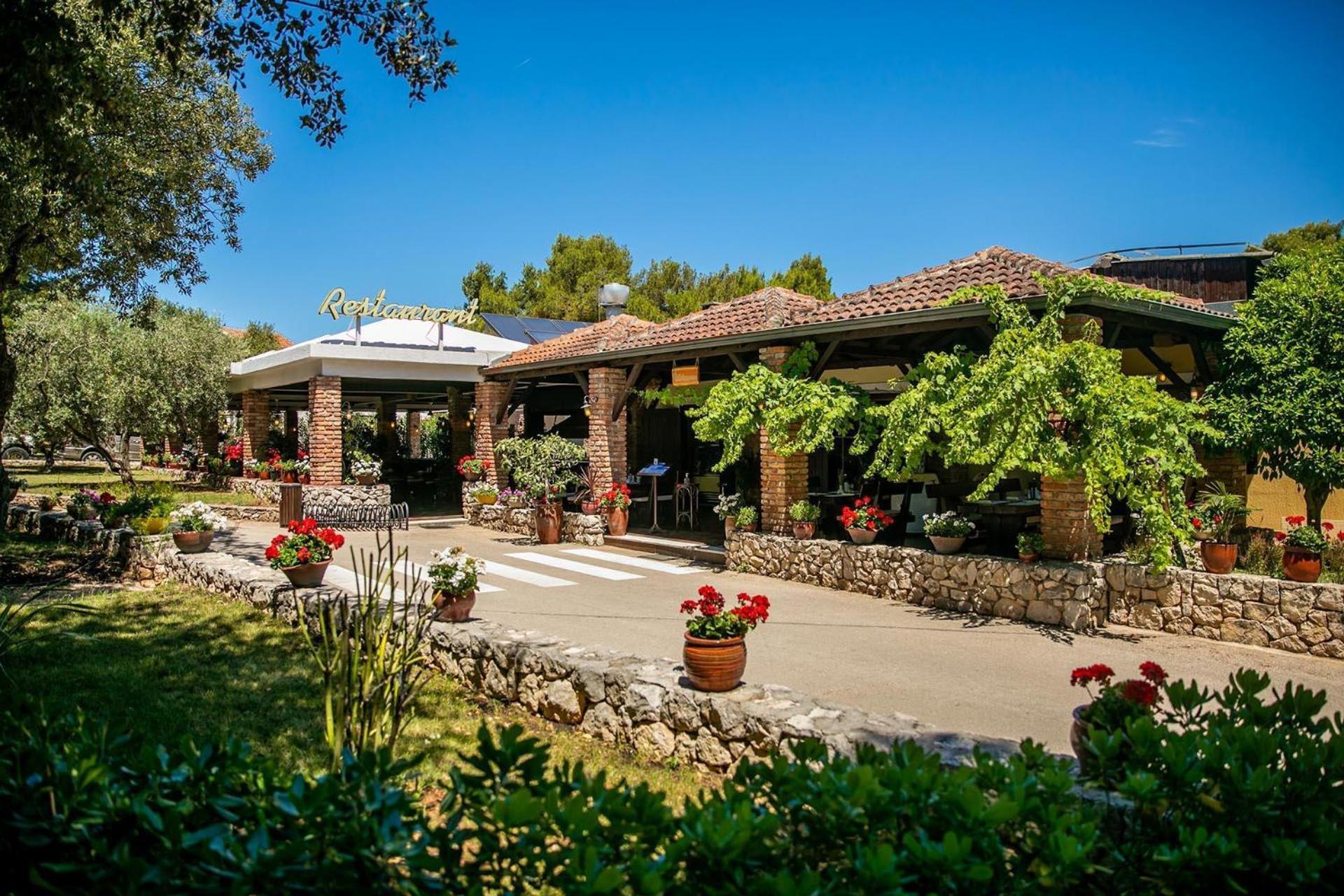 Amadria Park Apartments Šibenik Екстериор снимка
